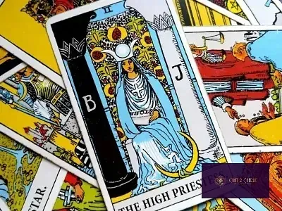 tarot cards for a clairvoyant reading